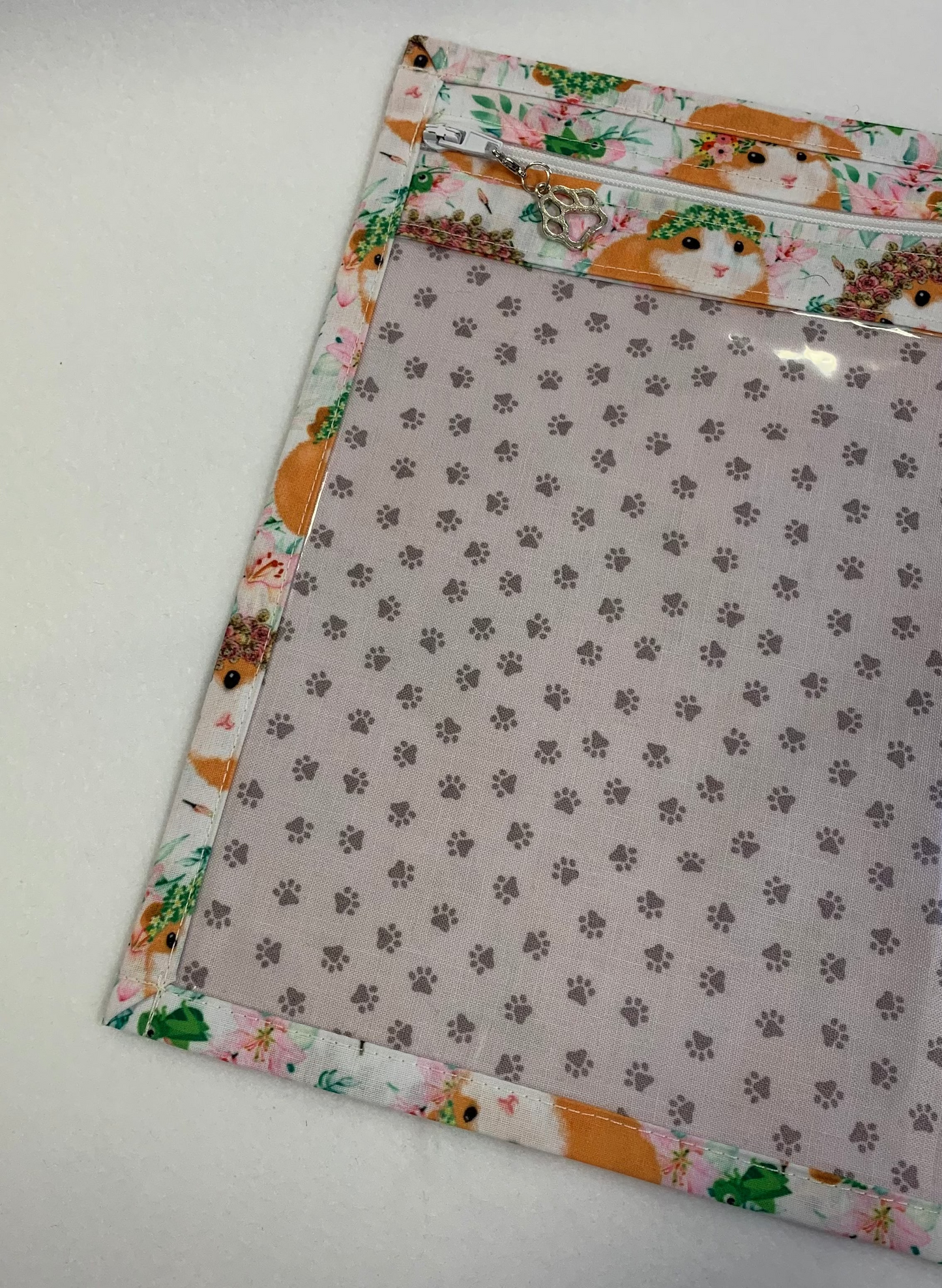13x10 Vinyl Fronted Project Bag - Guinea Pigs