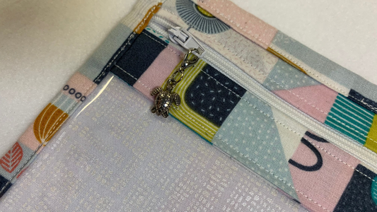 13x10 Vinyl Fronted Project Bag - Pink Geometric