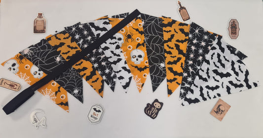 Make Your Own - Spooky Halloween Bunting Kit