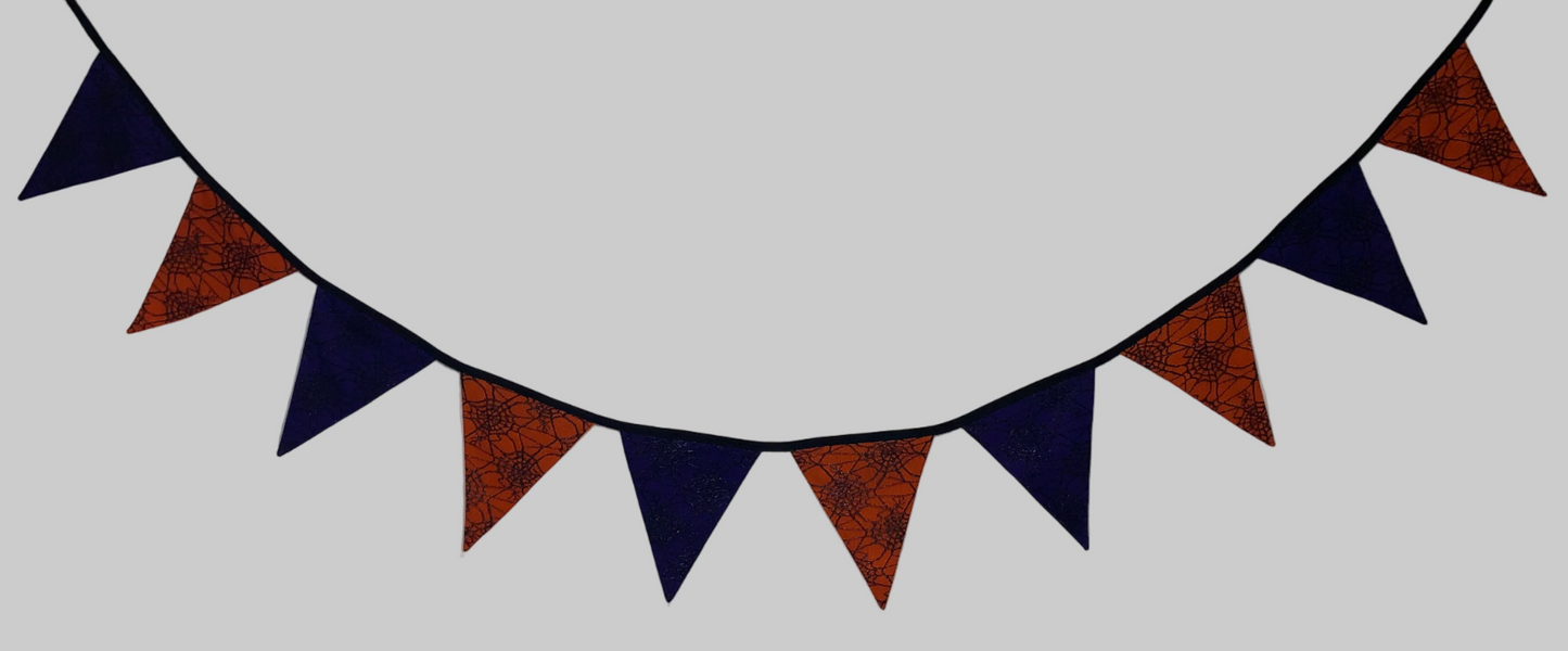Make Your Own - Lace Halloween Bunting Kit