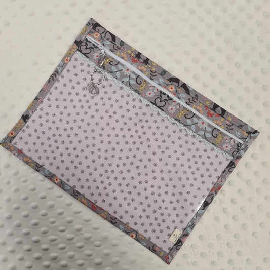 13x10 Vinyl Fronted Project Bag - Damask Cats with Lace Trim