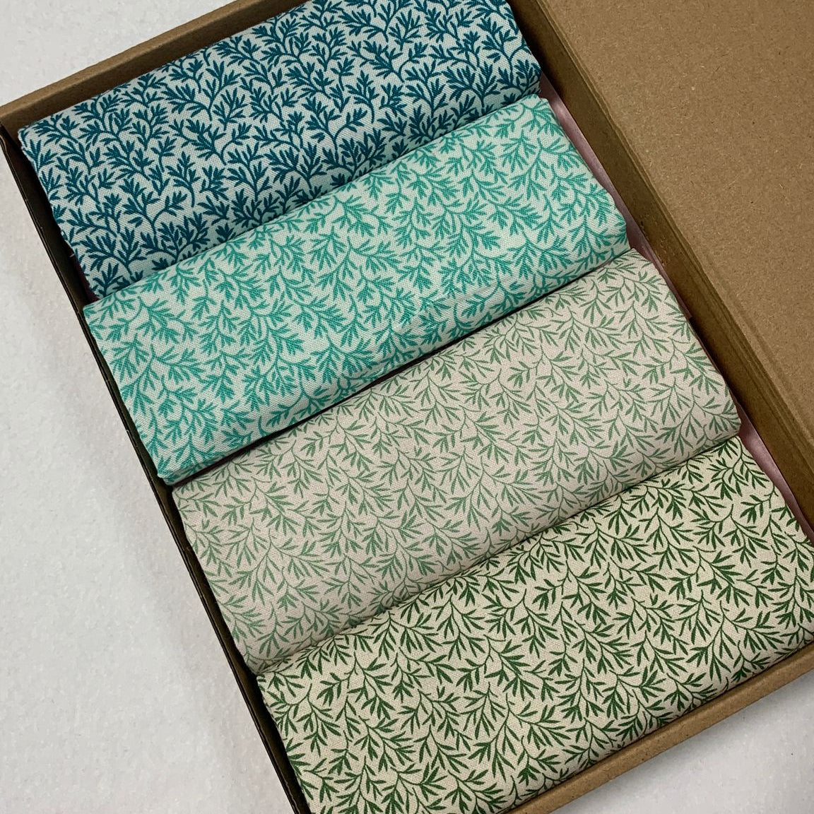Willow Blender Fat Quarter Set - Blues and Greens